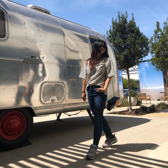 Meet your Posher, Alex - Picture 1 of 1